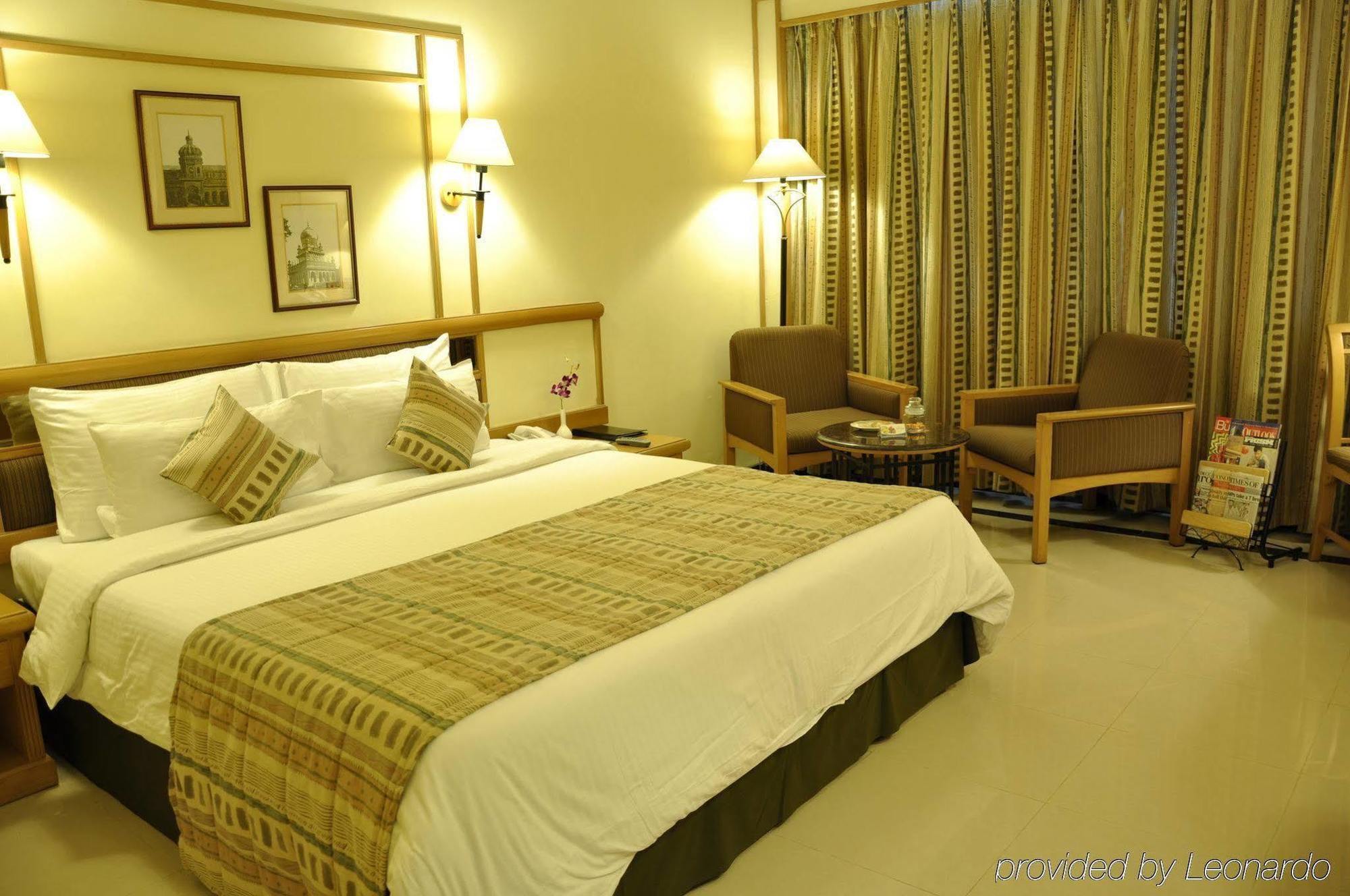 Aditya Park-A Sarovar Portico Hotel Hyderabad Exterior photo